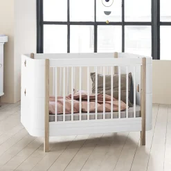 Oliver Furniture Baby- und Kinderbett Wood Mini+ Weiu00df/Eiche inkl. Umbauset Juniorbett